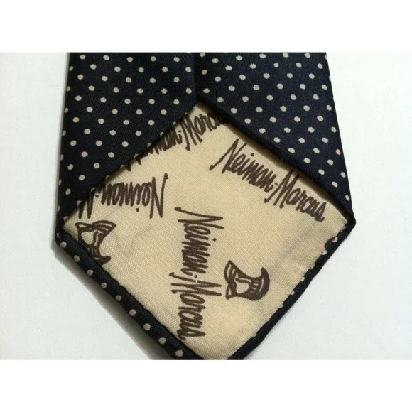 NEIMAN MARCUS MENS NEW BLACK 100%SILK POLKA DOT CLASSIC NECK TIE WIDTH: 3 1/8
